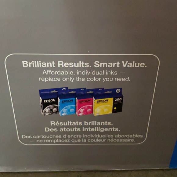 Epson Wireless/Print/Copy/Scan/Photo - Picture 7 of 8